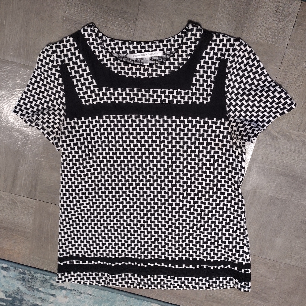 Black and White Geometric Women's Top